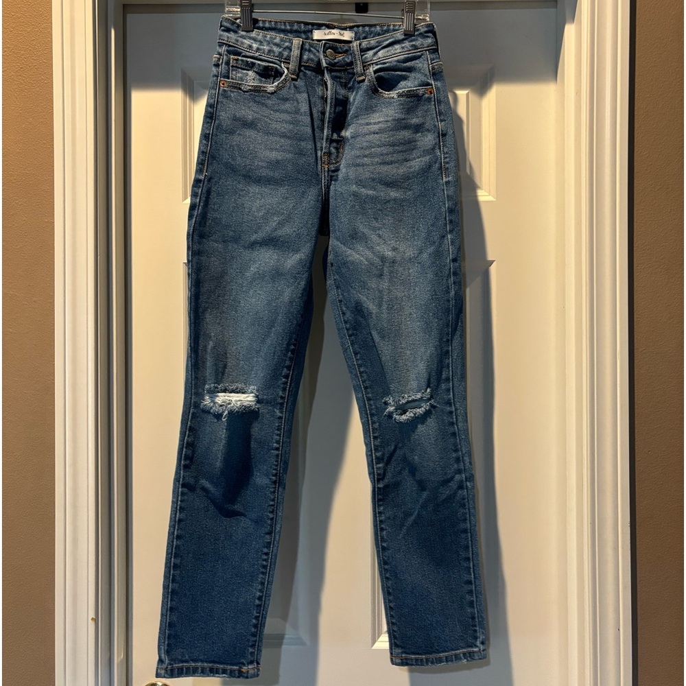 Button fly high rise mom jeans